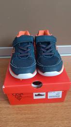 Osaga gymschoenen maat 31 blauw oranje, Gebruikt, Osaga, Ophalen of Verzenden, Jongen of Meisje