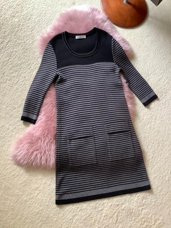 Super leuk jurkje van het merk See by Chloé, maat 38., Kleding | Dames, Jurken, Zo goed als nieuw, Maat 38/40 (M), Grijs, Boven de knie