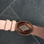 Zgan roze suède leren riem met metalen ges nu, Kleding | Dames, Riemen en Ceinturen, 3 tot 5 cm, Echt leder, Tailleriem, Ophalen of Verzenden