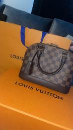 Louis Vuitton Alma BB!!, Sieraden, Tassen en Uiterlijk, Tassen | Damestassen, Ophalen, Zo goed als nieuw, Bruin, Handtas