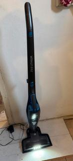Koenic 2-in-1 Steelstofzuiger | 29,6V | LED | Handstofzuiger, Ophalen of Verzenden, Zo goed als nieuw, Minder dan 1200 watt, Stofzuiger