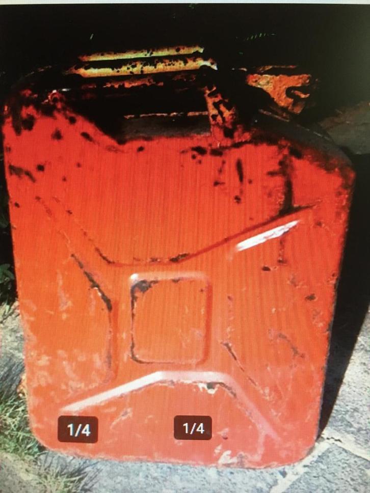 Vintage jerrycan van een Amerikaanse Willys Jeep uit 1943, Auto diversen, Overige Auto diversen, Ophalen