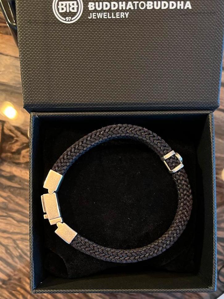 BUDDHA to BUDDHA Denise cord armband maat F, 19cm, Sieraden, Tassen en Uiterlijk, Armbanden, Zo goed als nieuw, Zilver, Ophalen of Verzenden