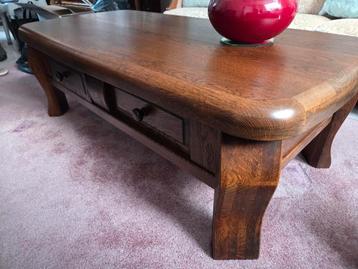 Eiken salontafel - MOET WEG beschikbaar voor biedingen