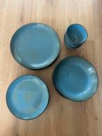 Servies glaze blauw Kwantum, Huis en Inrichting, Keuken | Servies, Ophalen of Verzenden, Gebruikt, Overige stijlen, Bord(en)