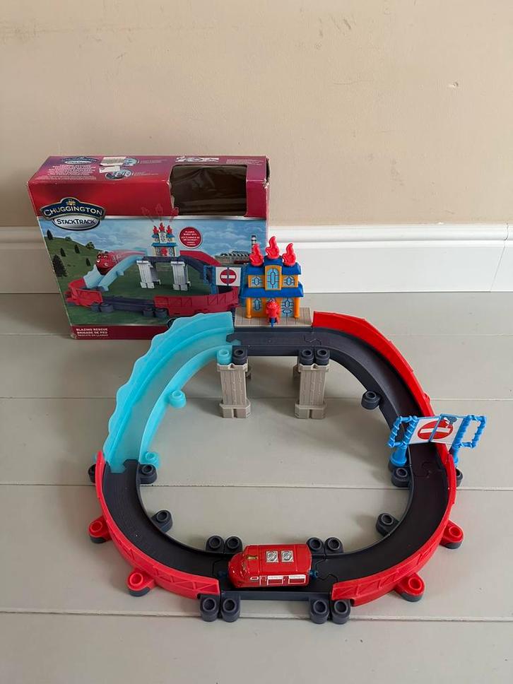 Chuggington Stack Track treinbaan, Kinderen en Baby's, Speelgoed | Racebanen, Gebruikt, Racebaan, Handmatig, Overige merken, Zelf te bouwen