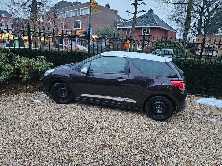 Citroën DS3 1.2 VTI 2015, Auto's, Citroën, Particulier, DS3, Benzine, B, Hatchback, Handgeschakeld, Origineel Nederlands, Overige kleuren