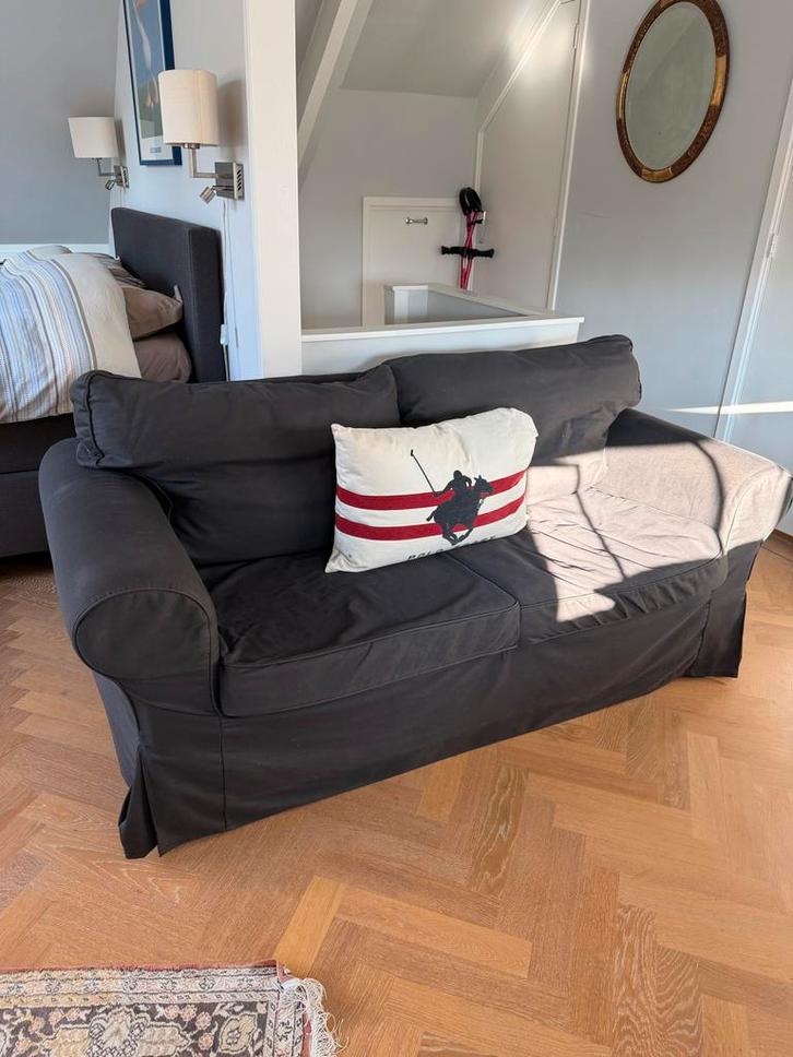IKEA Ektorp 2,5-zits bank - Grijze hoes in prima staat, Huis en Inrichting, Banken | Sofa's en Chaises Longues, Zo goed als nieuw