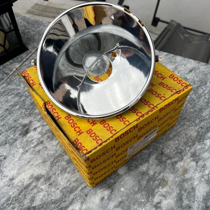VW T2 Bay Window Bus NOS Koplampkomreflector 68-79, Auto diversen, Auto-accessoires, Zo goed als nieuw, Ophalen of Verzenden