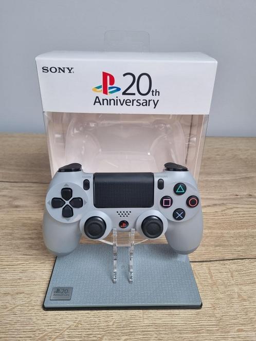 PS4 20th Anniversary Controller + Display stand, Spelcomputers en Games, Spelcomputers | Sony PlayStation Consoles | Accessoires