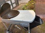 Weber BBQ met tafel, Tuin en Terras, Ophalen of Verzenden, Zo goed als nieuw