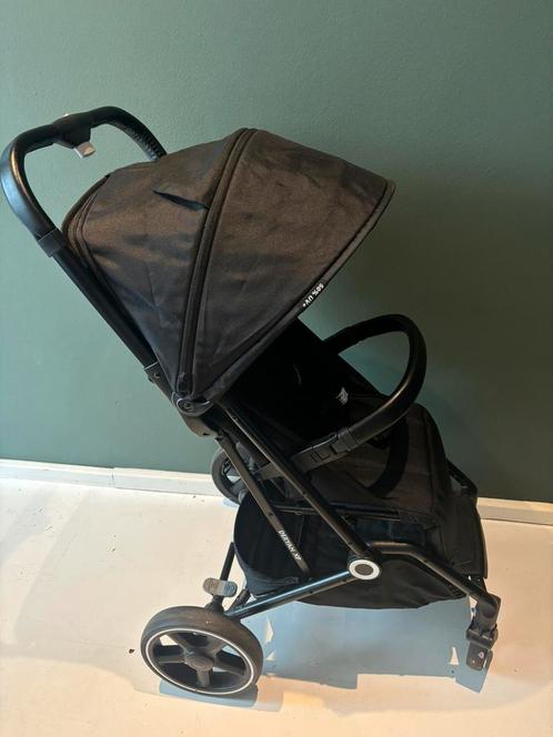 Deryan Luxe XP Buggy XL, Kinderen en Baby's, Buggy's, Zo goed als nieuw, Overige merken, Verstelbare rugleuning, Voetenzak, Zonnekap