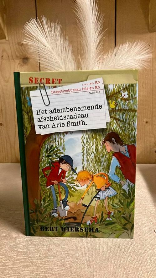 Het adembenemende afscheidscadeau van Arie Smith, Boeken, Kinderboeken | Jeugd | onder 10 jaar, Nieuw, Ophalen of Verzenden