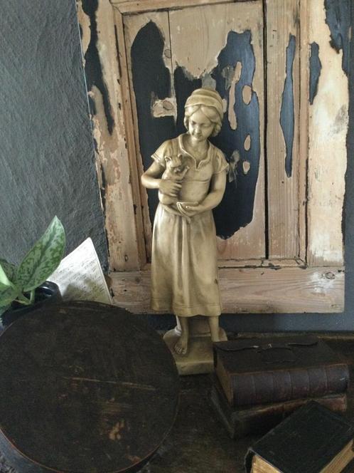 Meisje met kat van de gebr. Van Paridon, Antiek en Kunst, Kunst | Beelden en Houtsnijwerken, Ophalen of Verzenden