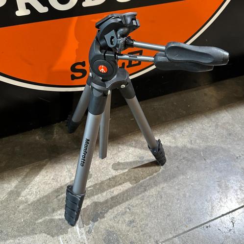Manfrotto mkcompactadv-bk Compact Advanced tripod with 3-way, Audio, Tv en Foto, Fotografie | Statieven en Balhoofden, Zo goed als nieuw
