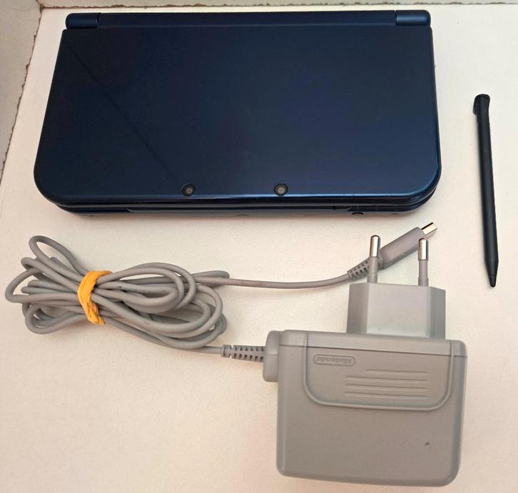 Nintendo New 3DS XL, Spelcomputers en Games, Spelcomputers | Nintendo 2DS en 3DS, Gebruikt, 3DS, Blauw, Ophalen of Verzenden