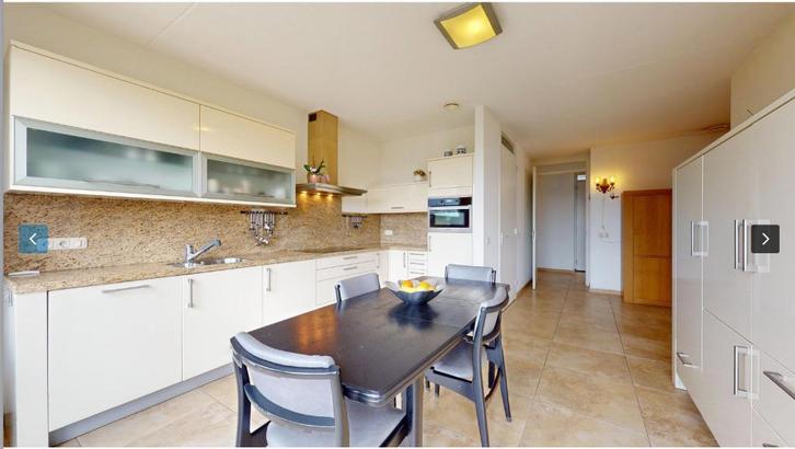 Luxe hoogglans keuken Next125, Huis en Inrichting, Keuken | Complete keukens, Gebruikt, Hoekkeuken, Crème, Graniet of Steen, Hoogglans of Gelakt