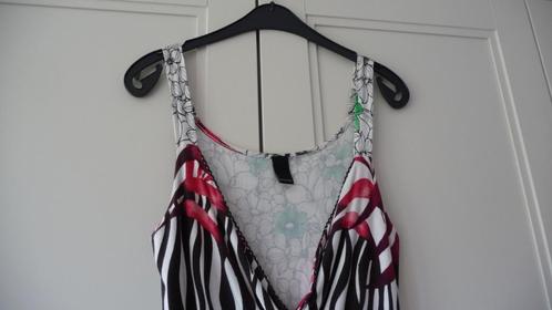 Jurk - L, Kleding | Dames, Jurken, Zo goed als nieuw, Maat 38/40 (M), Overige kleuren, Onder de knie, Ophalen of Verzenden
