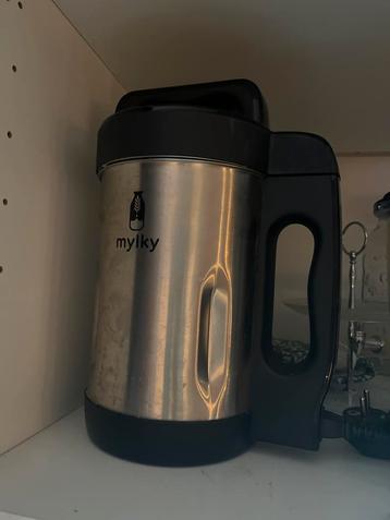 Mylky melk maker- Zo goed als nieuw! beschikbaar voor biedingen