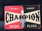 Champion spark Plugs Wandbord. 30 bij 20. Metaal, Ophalen of Verzenden, Zo goed als nieuw