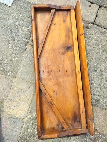 Houten bak voor mangel 28 br, 5 en 8 cm hoog, 78 lang  beschikbaar voor biedingen