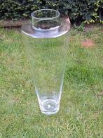 Grote glazen vaas., Ophalen, Zo goed als nieuw, Overige kleuren, Glas