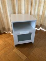 Brimnes nachtkasje IKEA wit, Huis en Inrichting, Slaapkamer | Nachtkastjes, Ophalen, Zo goed als nieuw, Minder dan 45 cm