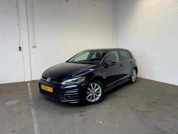 Volkswagen GOLF 1.5 TSI Highline R-Line|2x Led|Navi|Alcantar beschikbaar voor biedingen
