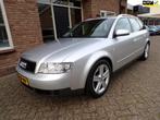 Audi A4 Avant 3.0 quattro Exclusive Automaat / Leder Alcanta, Auto's, Automaat, Zwart, A4, Origineel Nederlands