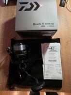 Daiwa Black Widow BR4500A Karpermolen - Nieuw!, Ophalen of Verzenden, Nieuw, Molen