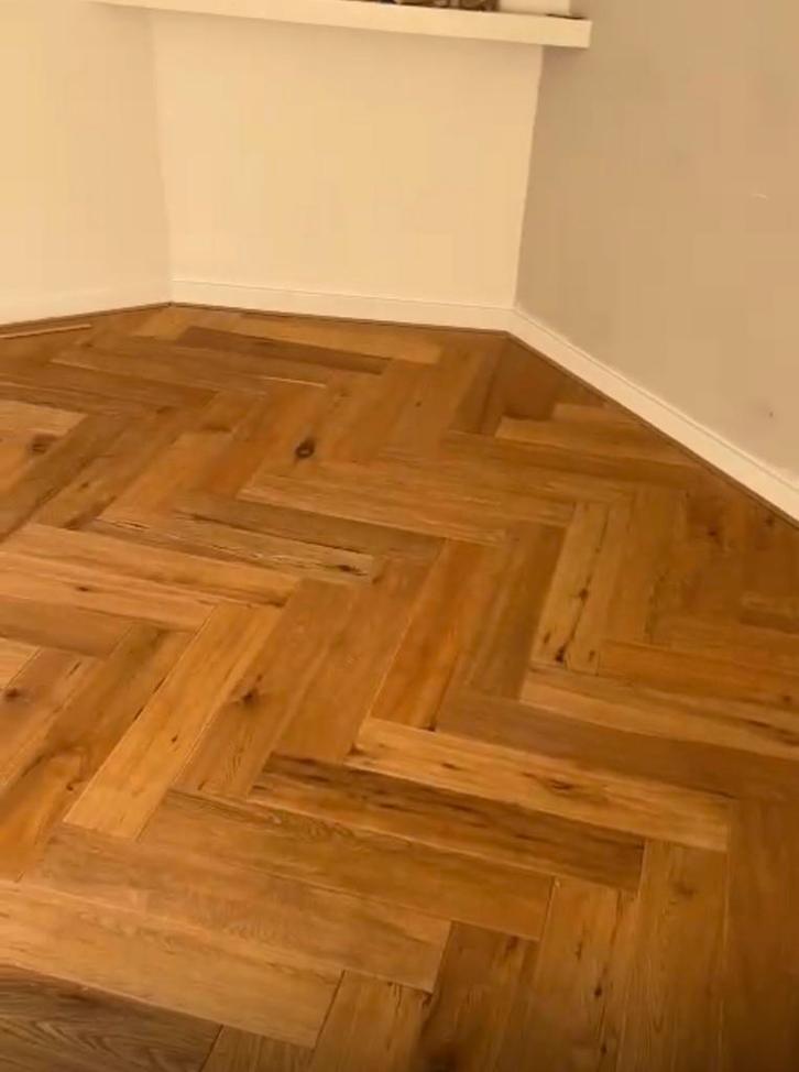 110m2 eiken parket visgraat multiplank vloer, Doe-het-zelf en Verbouw, Vloerdelen en Plavuizen, Parket, Hout, 150 cm of meer, 10 tot 30 cm