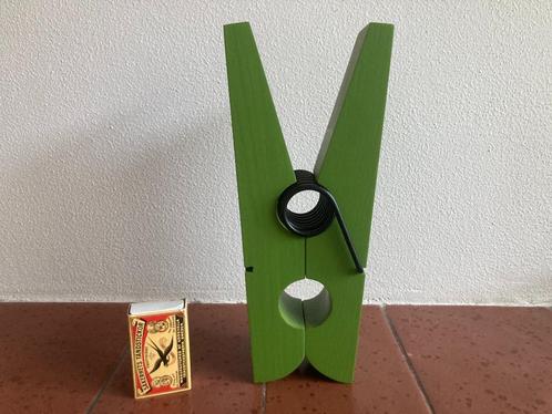 Grote groene houten mega wasknijper memohouder gadget groen, Diversen, Bureau-accessoires, Nieuw, Ophalen of Verzenden