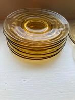 Vintage geperst glas Gebak Bordjes, Ophalen of Verzenden, Bord(en), Effen, Glas