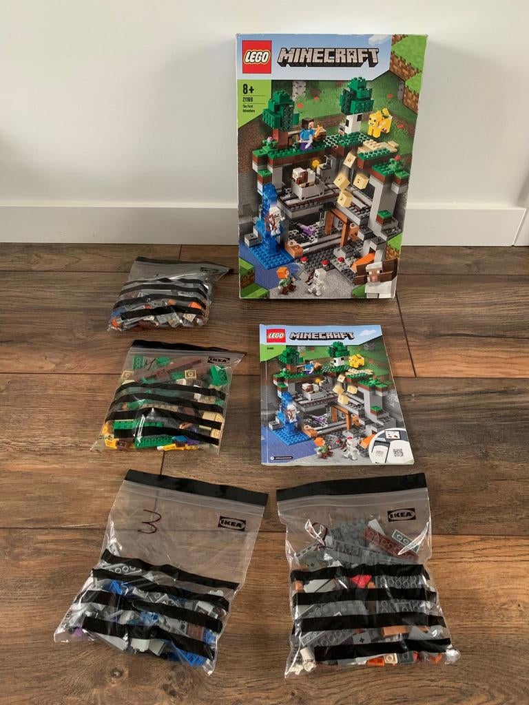 Lego Minecraft 21169 First Adventure - Complete Set, Kinderen en Baby's, Speelgoed | Duplo en Lego, Ophalen of Verzenden, Zo goed als nieuw