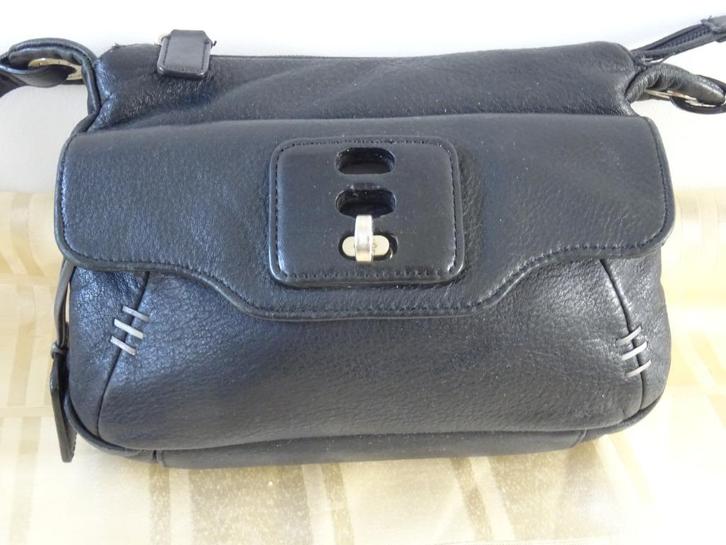 Leren schoudertas Radley London lederen crossbody tas zwart, Sieraden, Tassen en Uiterlijk, Tassen | Schoudertassen, Zo goed als nieuw