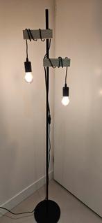 Vloerlamp (met hout), Ophalen, Zo goed als nieuw, Hout, 150 tot 200 cm