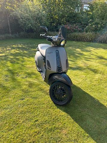 Super nette vespa sprint beschikbaar voor biedingen