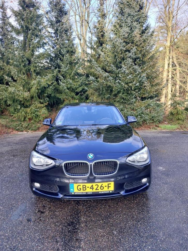 BMW 1-Serie 118I 125KW 5DR Aut8 2013 Zwart, Auto's, BMW, Particulier, 1-Serie, ABS, Adaptive Cruise Control, Airbags, Airconditioning