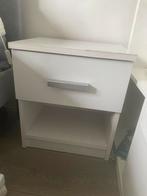 Nachtkastje Bedside table, Huis en Inrichting, Ophalen, Zo goed als nieuw, Hout