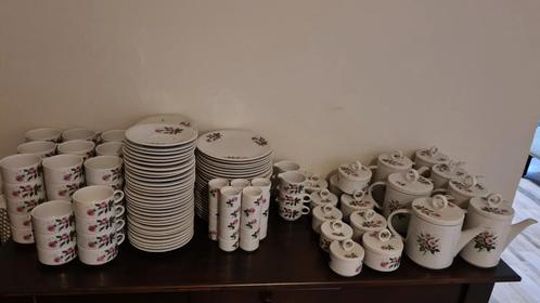 Villeroy en boch roosjes servies., Antiek en Kunst, Antiek | Servies compleet, Ophalen