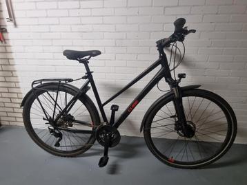 Cube Nature 54 cm Deore XT hybride damesfiets rijklaar beschikbaar voor biedingen