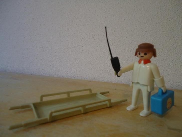 Vintage Playmobil 3361 Verpleger met brancard, Kinderen en Baby's, Speelgoed | Playmobil, Gebruikt, Los playmobil, Ophalen of Verzenden