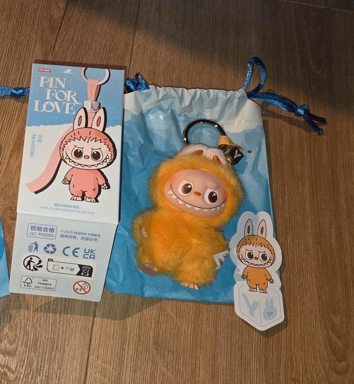 Labubu - Popmart - Pin for Love - letter Y, Kinderen en Baby's, Speelgoed | Knuffels en Pluche, Nieuw, Overige typen, Ophalen of Verzenden