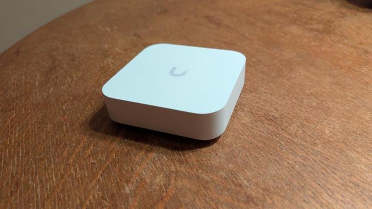 Ubiquiti Unifi UXG Lite + Voeding, Computers en Software, Accesspoints, Ophalen of Verzenden