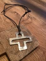 Kettinghanger, Overige materialen, Ophalen of Verzenden, Zo goed als nieuw, Kruis of Symbool