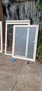 kunstof kozijn met draai kiep raam en ventilatierooster, Ophalen, Gebruikt, Kunststof, Raamkozijn