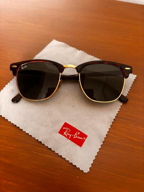 Ray Ban “Clubmaster” zonnebril, Sieraden, Tassen en Uiterlijk, Zonnebrillen en Brillen | Dames, Zo goed als nieuw, Zonnebril, Ray-Ban