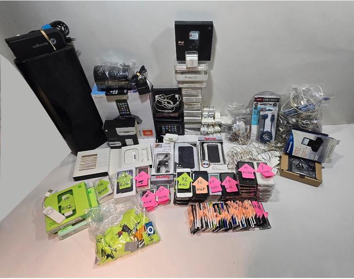 Verzameling Apple iPods 107x  (Classic, Nano, Touch, Mini), Audio, Tv en Foto, Mp3-spelers | Apple iPod, Gebruikt, Classic, Ophalen of Verzenden