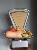 Zeer decoratieve weegschaal (etalage of winkel), Ophalen