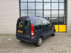 Renault Kangoo 1.6-16V Privilège Automaat, Airco & trekhaak, Auto's, Stof, Gebruikt, Zwart, 1095 kg